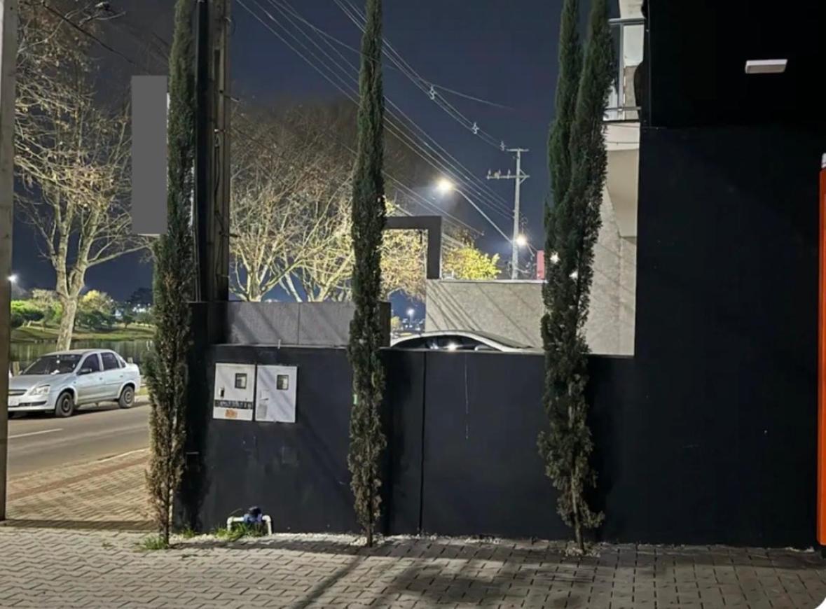 Apartment Com E Banheiro Em Frente Ao Parque Do Acomoda Ate 4 Pessoas 2 Camas